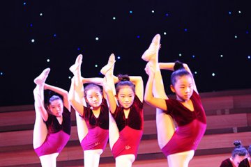 小白鸽舞蹈学校舞蹈专场演出