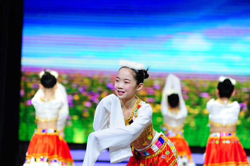 天橙教育,小白鸽舞蹈学校,中国舞