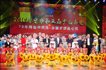 孩子们在2019济宁电视台少儿春晚绽放最美舞姿！